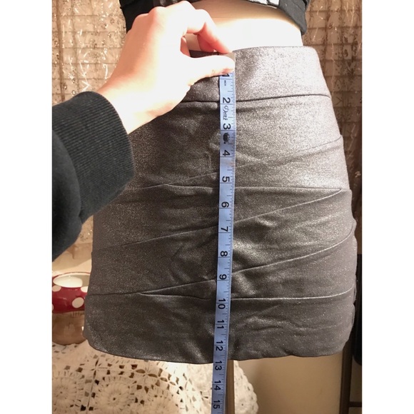 🌟 Express metallic bodycon skirt 💫 - Picture 3 of 4